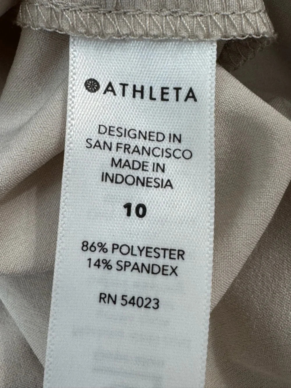 Athleta skyline II‎ shorts no belt